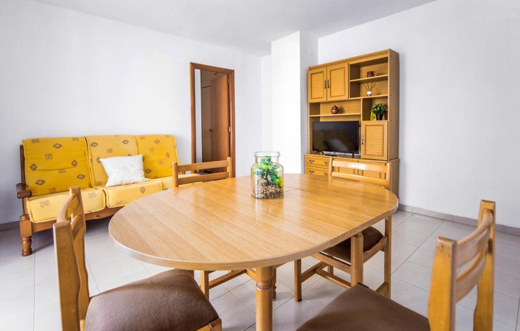 Stunning Apartment In Oropesa Del Mar Oropesa del Mar Exterior foto